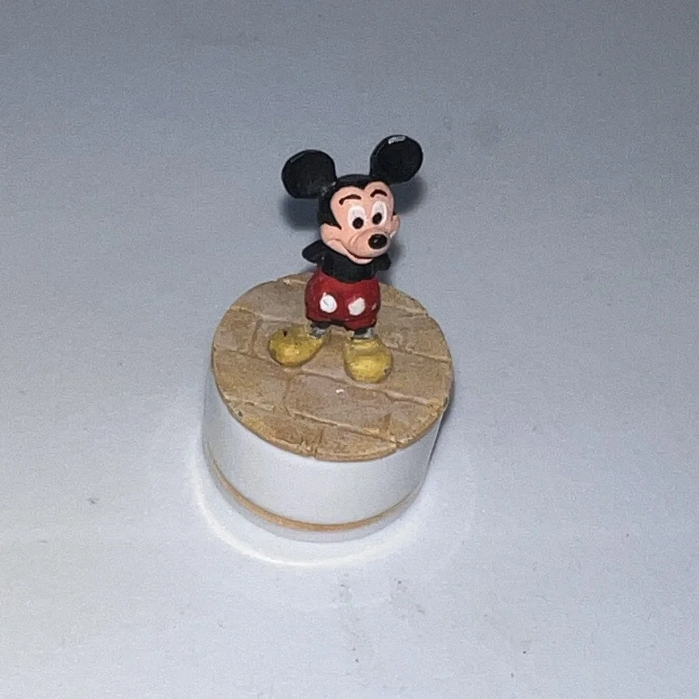 Disney's Cast of Characters Collection Mickey Mouse Mini Trinket Box Classic